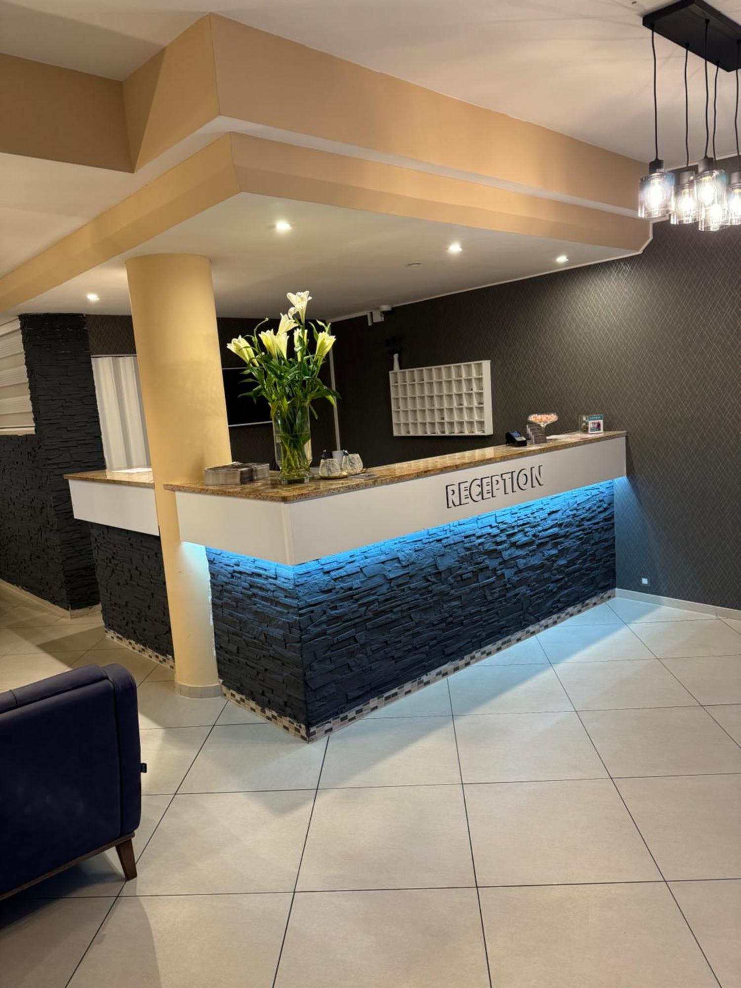 Skyline Hotel Hannover Bagian luar foto