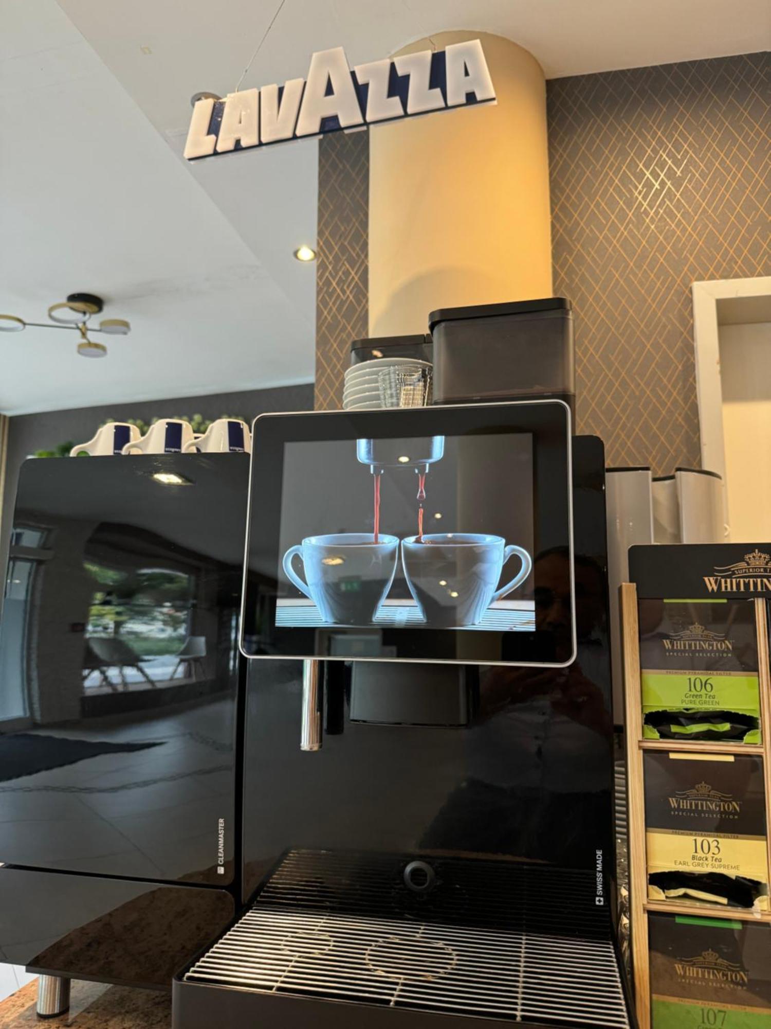 Skyline Hotel Hannover Bagian luar foto