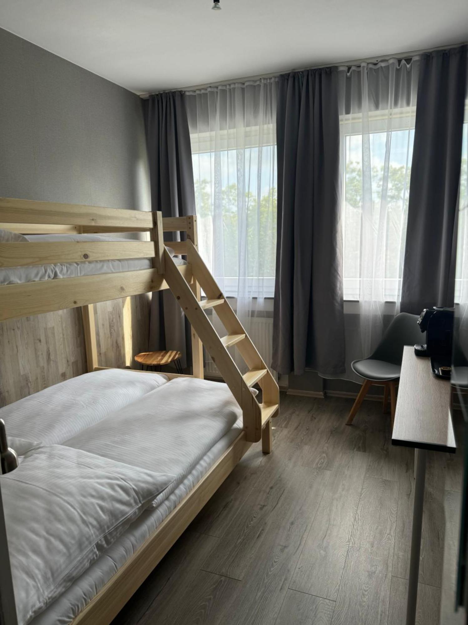 Skyline Hotel Hannover Bagian luar foto