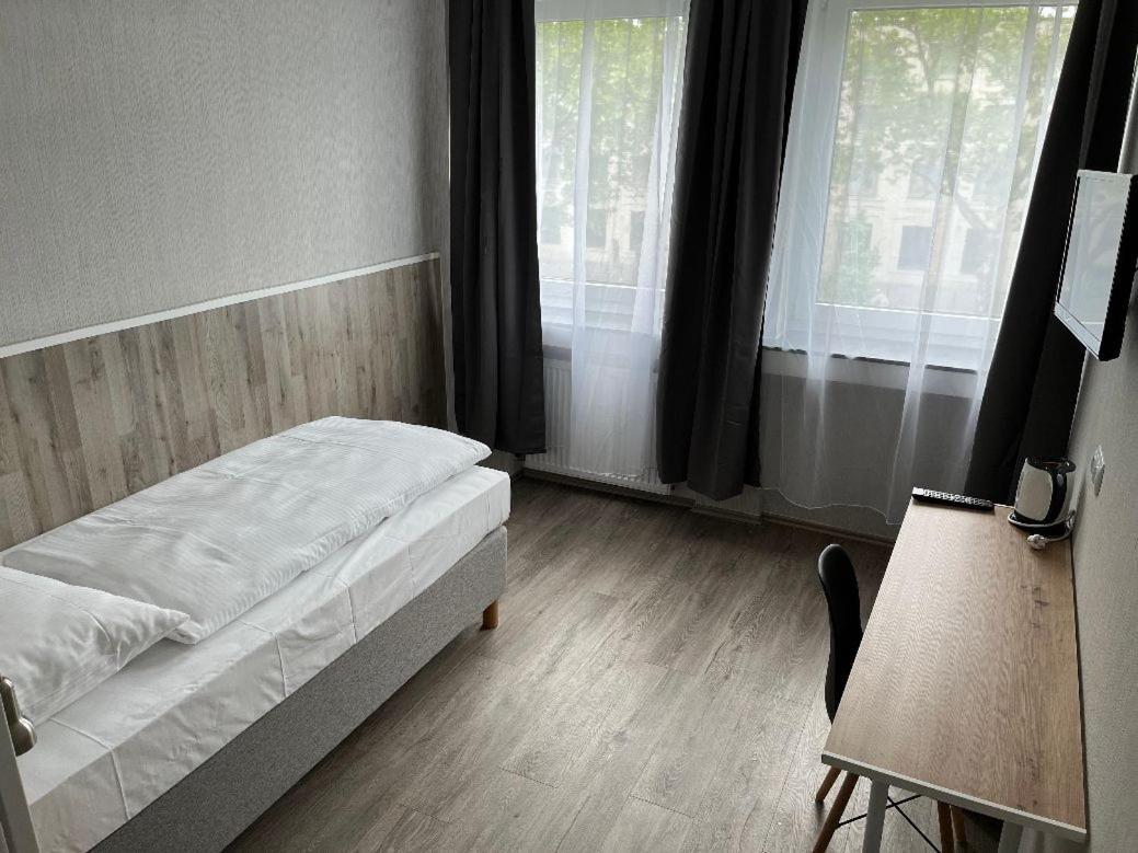 Skyline Hotel Hannover Bagian luar foto