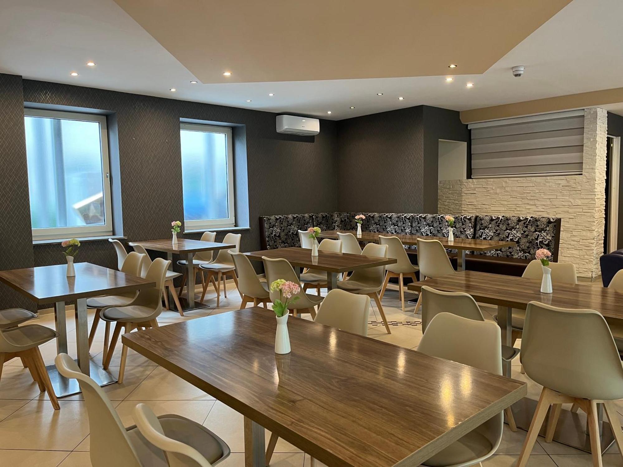 Skyline Hotel Hannover Bagian luar foto
