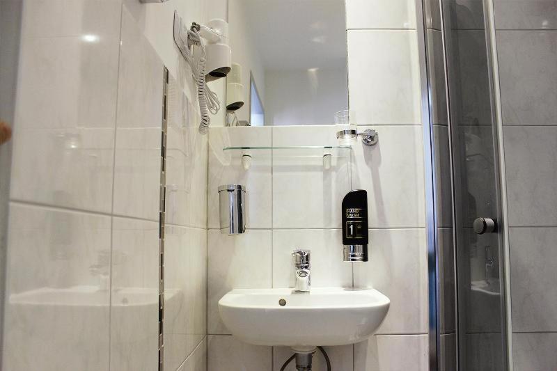 Skyline Hotel Hannover Bagian luar foto